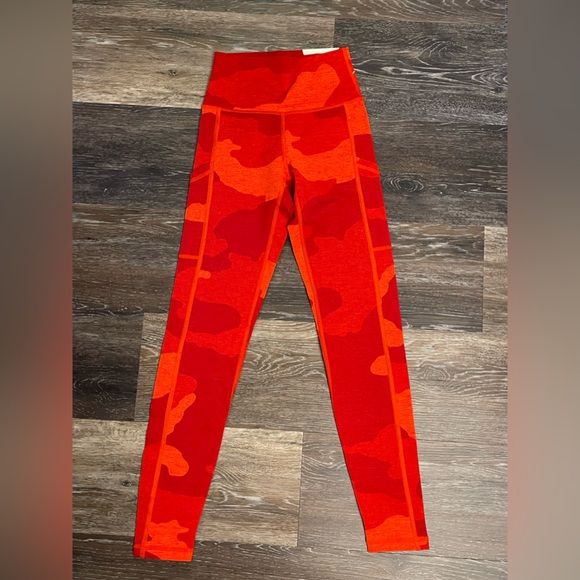 NWT Aerie Offline Hugger Leggings - Picture 6 of 7